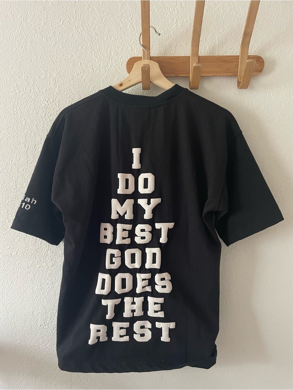 Jireh Men’s XS Isaiah 41:10 Black Oversized Thick Cotton Graphic T